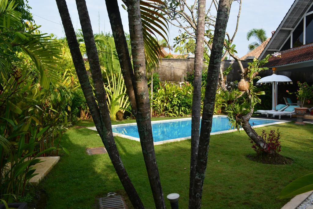 Villa Raquel Seminyak Exterior foto